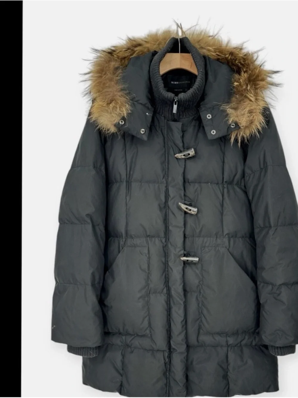 BCBGMAXAZRIA Duck Down
Filled Fur Trim Removable Hood
Puffer Coat Parka Size M - Picture 4 of 5